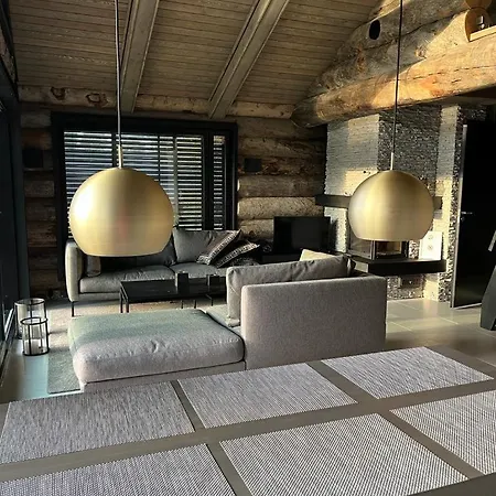 Villa Lake Ruka *